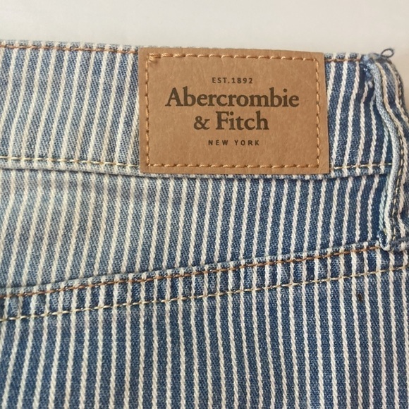 Abercrombie & Fitch New York size 4 27 Jean pin stripes short skirt 4 pockets - Picture 4 of 9